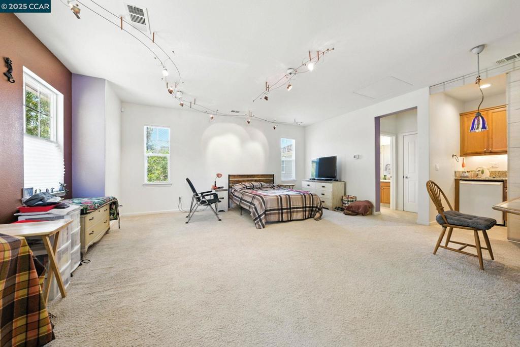 Not Listed - Residential