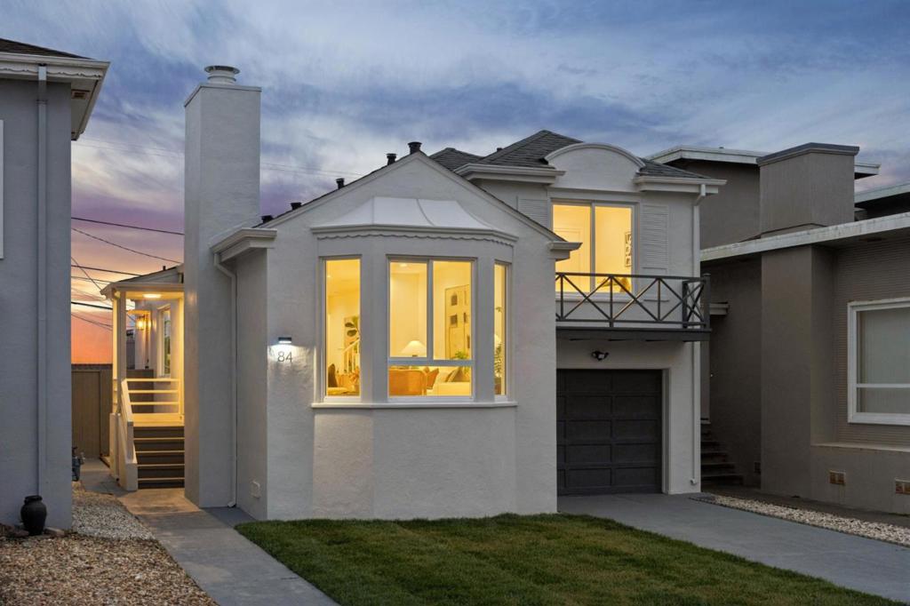 84 Eastgate Drive
