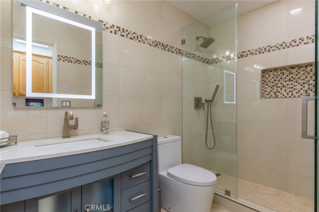 Campus Hills (Classic) (341) - Residential Lease