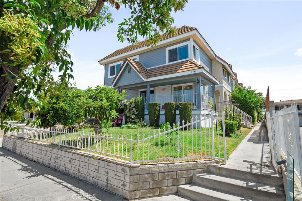 516 N Moore Avenue A