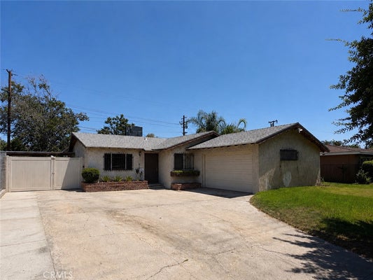 1575 ARIZONA AVE, SAN BERNARDINO, CA 92411 - Image 9e066469ef115b2e00e19c8ff2e82d5e/2023179465