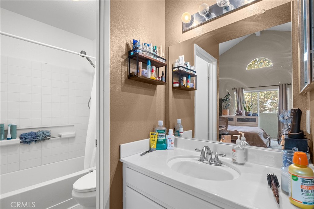 Custom Newhall 5 (CNEW5) - Residential