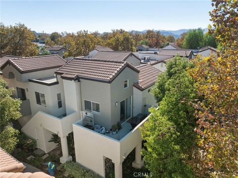 Photo of 24496 Valle Del Oro #204, Newhall, CA 91321 (MLS # SR25259068)