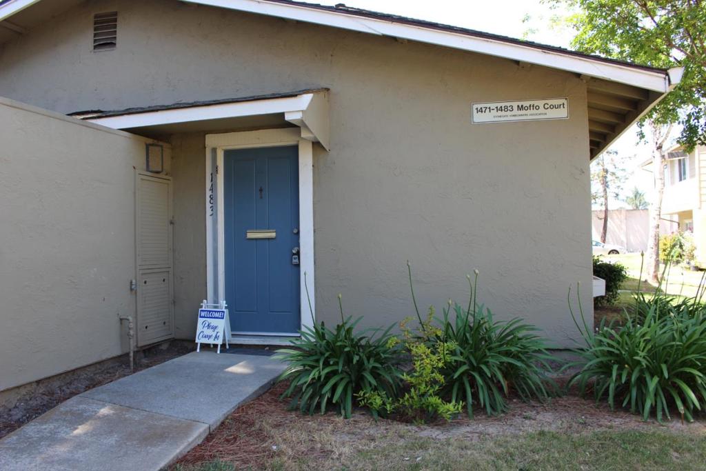 1483 Moffo Court