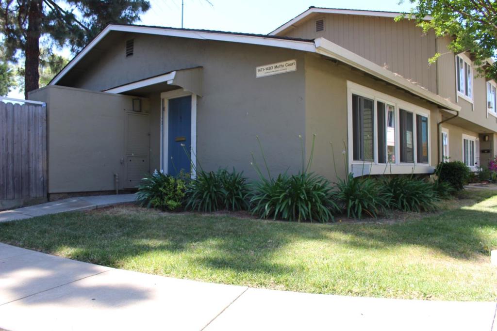 1483 Moffo Court