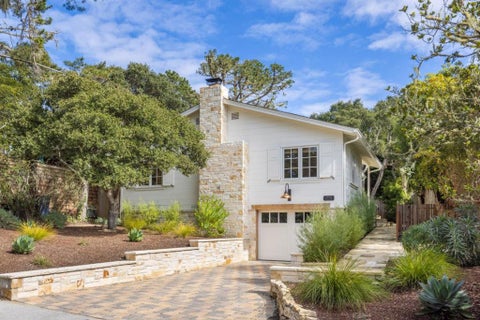 Photo of 24571 Portola Avenue, Carmel, CA 93923 (MLS # ML82060167)