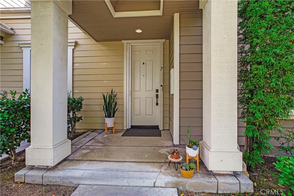 7 Herrick St