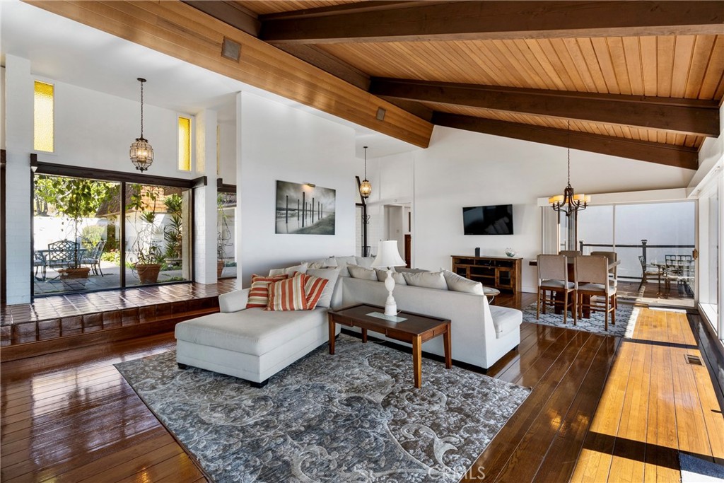 Victoria Highlands (VH) - Residential Lease