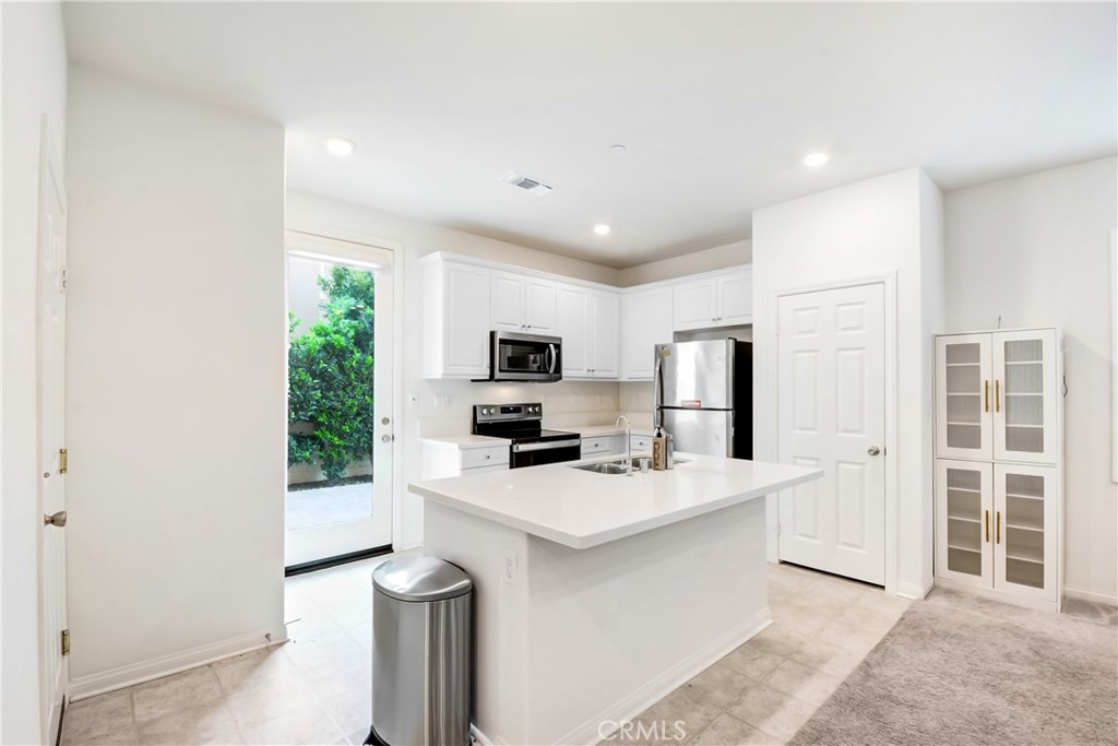 7394 Shorthorn Street