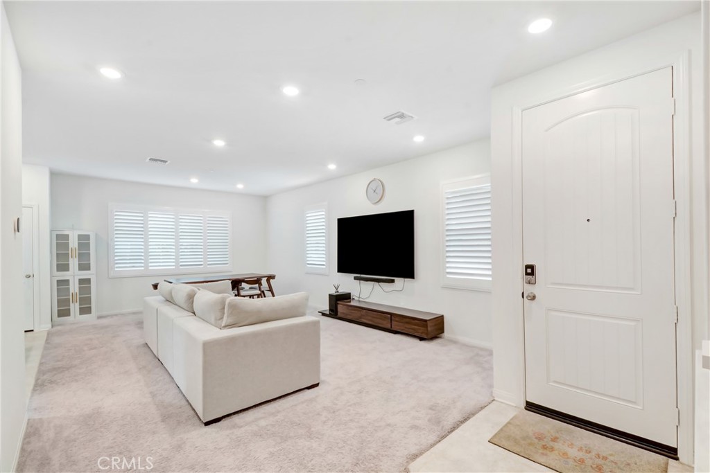 7394 Shorthorn Street