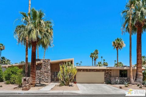 Photo of 2062 S Chico Drive, Palm Springs, CA 92264 (MLS # 26840281PS)