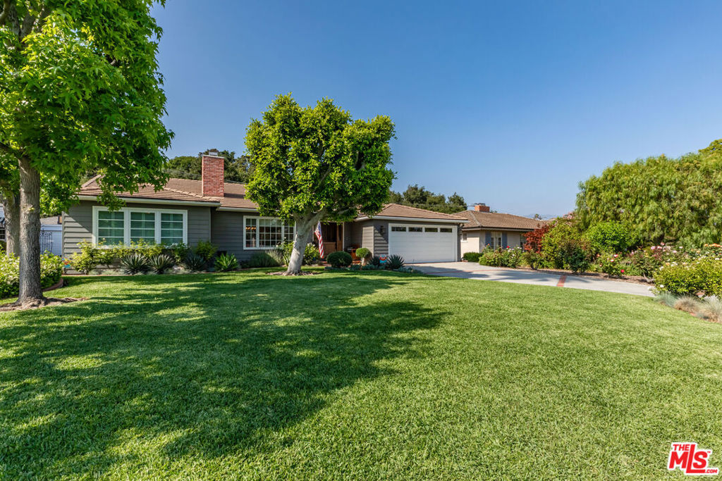 875 Hugo Reid Drive