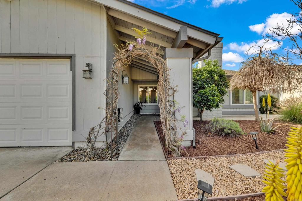 11033 Hillcreek Road