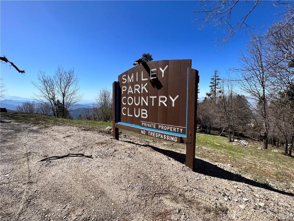 Smiley Park (SMPK) - Land