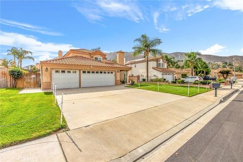 2574 Carbon Court Colton CA 92324