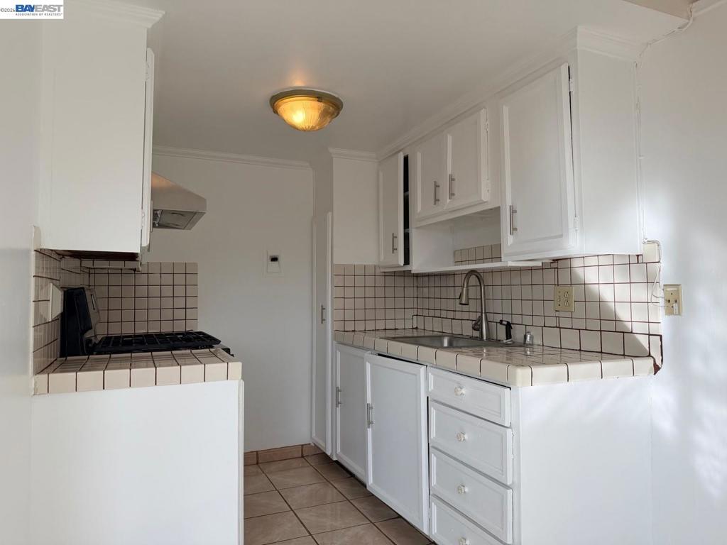 576 Sylvan St 20