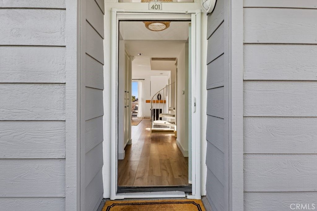 listing image 130729485047631285189