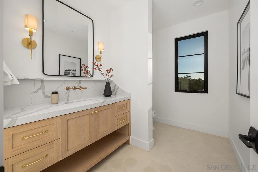 Rancho Santa Fe - Residential