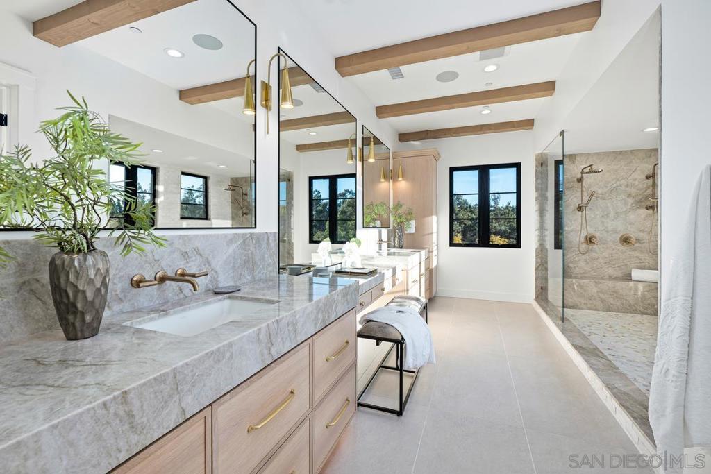 Rancho Santa Fe - Residential