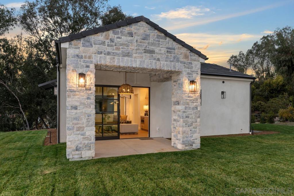 Rancho Santa Fe - Residential