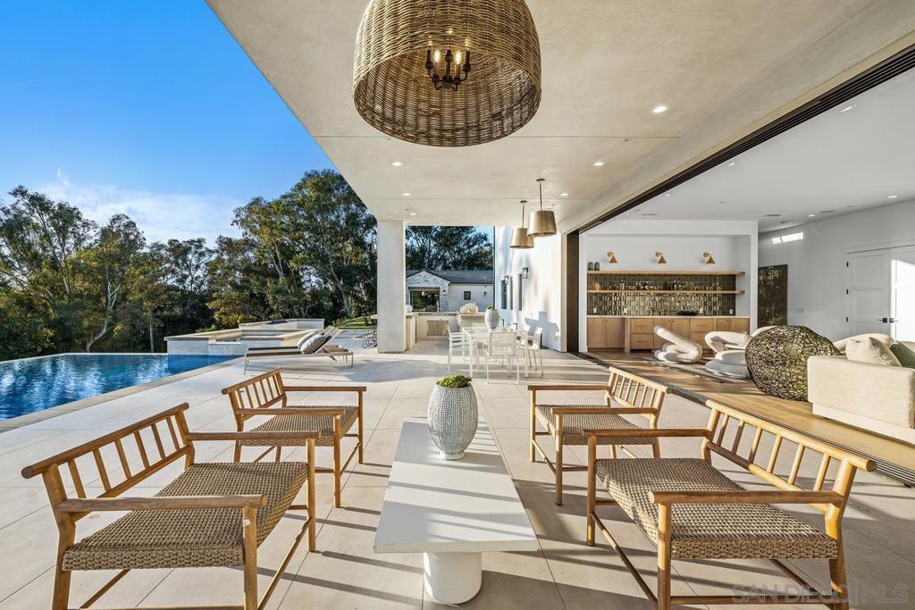 Rancho Santa Fe - Residential
