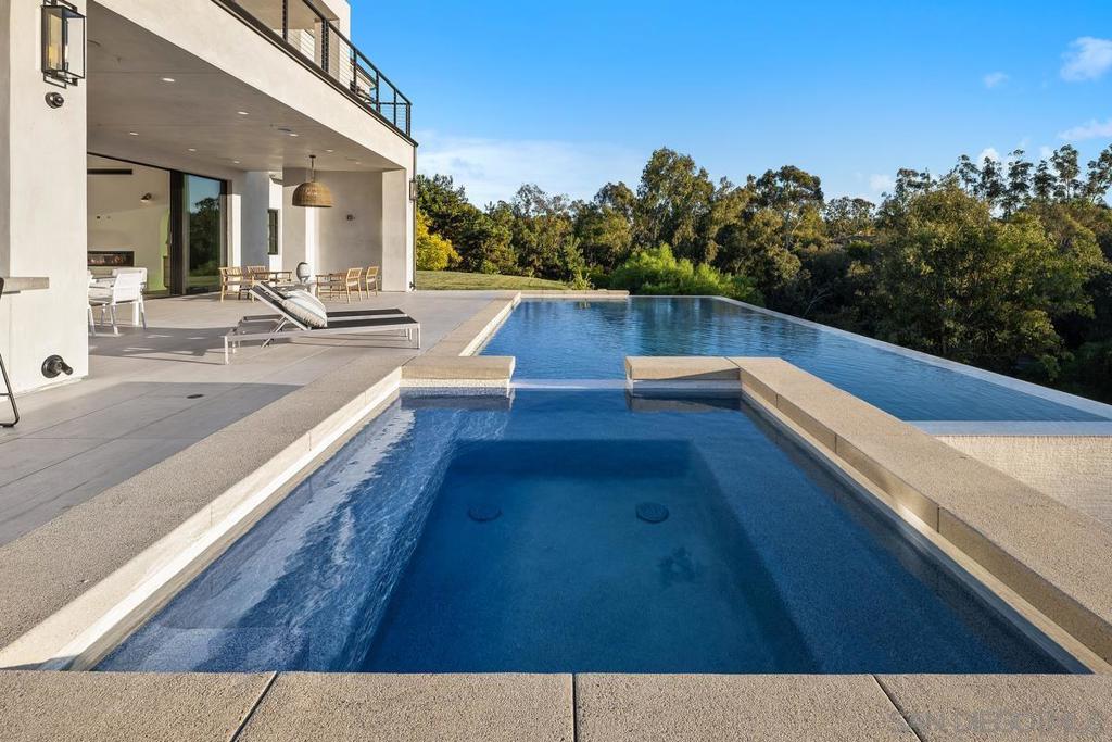 Rancho Santa Fe - Residential