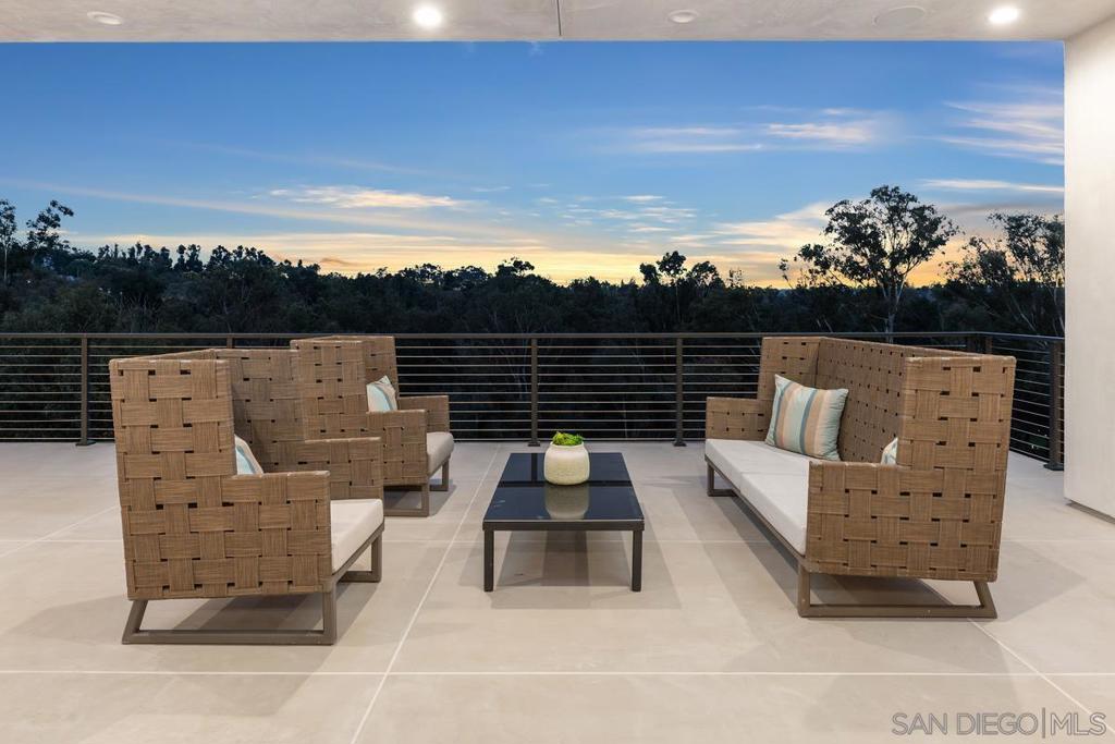 Rancho Santa Fe - Residential