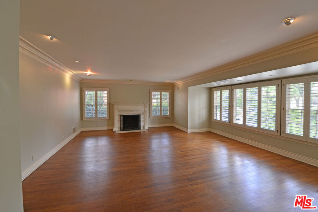 Properties 3 321 Dalehurst Avenue