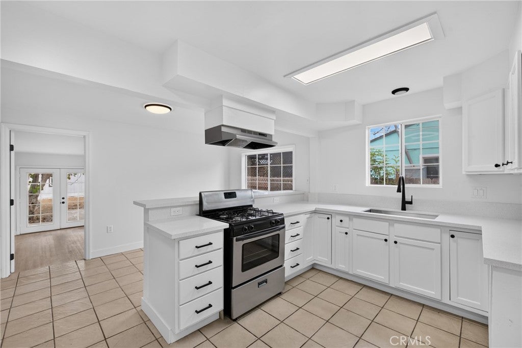 3731 W 118th