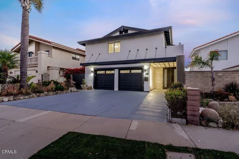 2431 Victoria Avenue, Oxnard, CA 93035 - MLS#: V1-37806