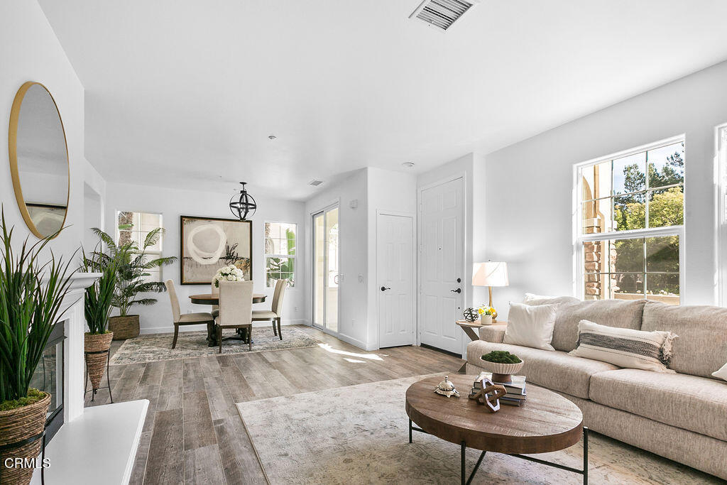 Village at the Park - 5486 - Residential Lease