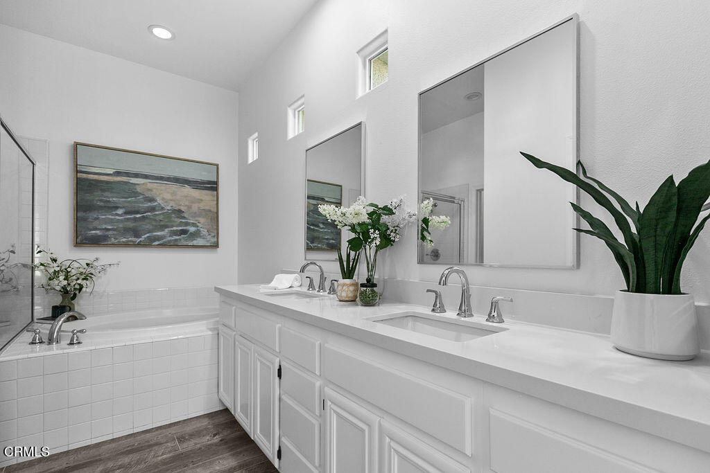 Village at the Park - 5486 - Residential Lease