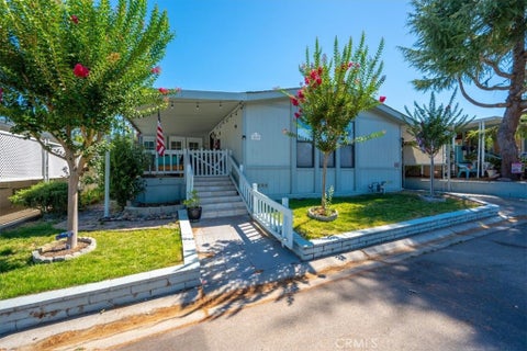 Photo of 113 Via San Miguel, Paso Robles, CA 93446 (MLS # NS26159064)