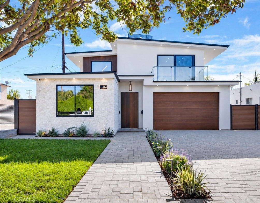 212 W Santa Anita AVE