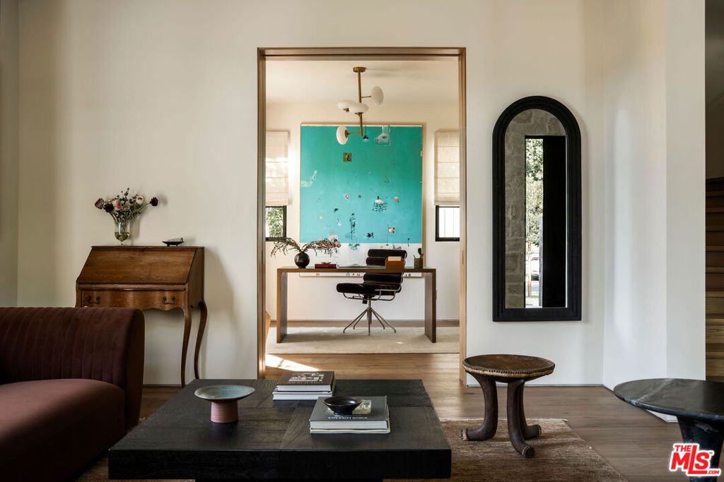 Photo of 12040 Maxwellton Road, Studio City, CA 91604 (MLS # 26669143)