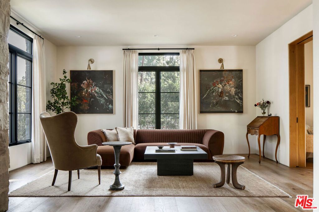 Photo of 12040 Maxwellton Road, Studio City, CA 91604 (MLS # 26669143)