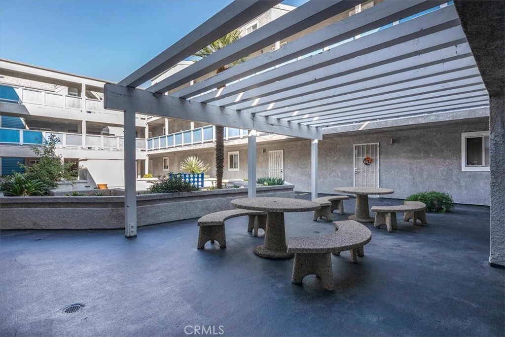 GAVIOTA HEIGHTS - Residential