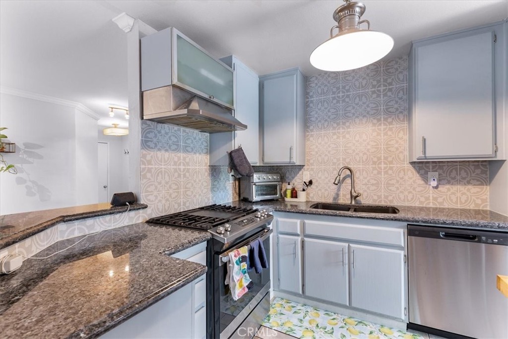 GAVIOTA HEIGHTS - Residential