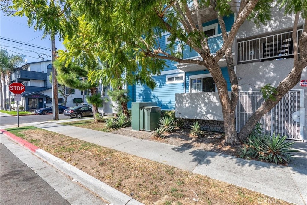 GAVIOTA HEIGHTS - Residential