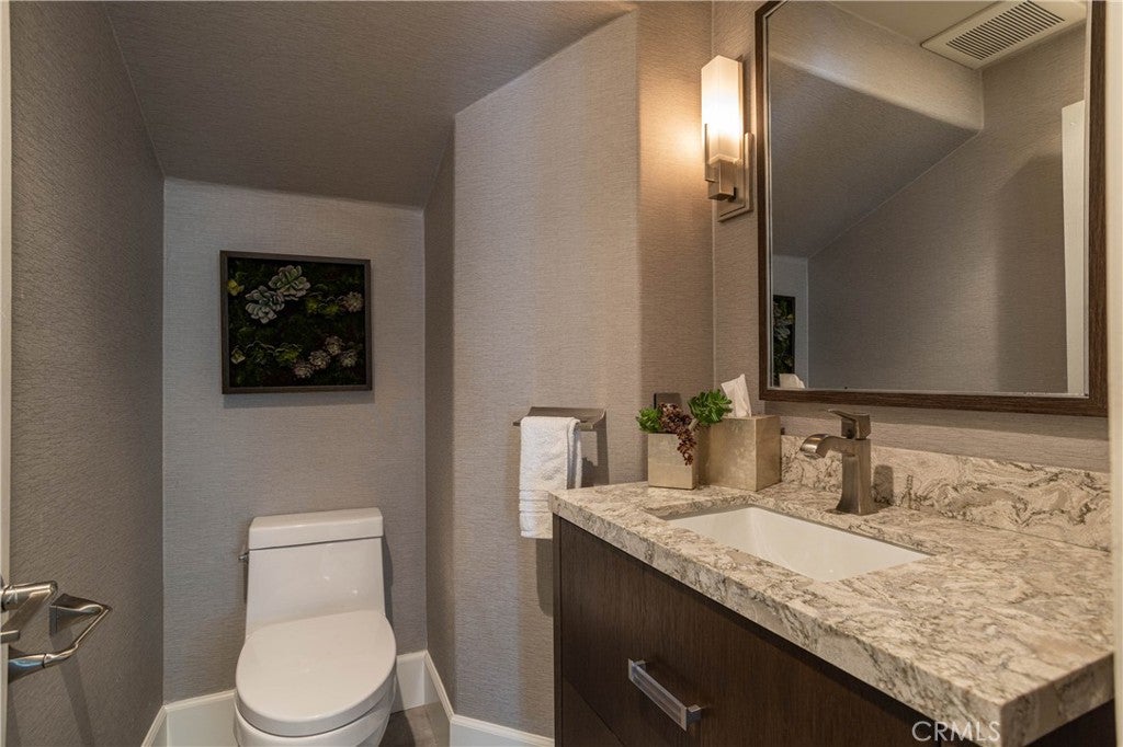 23449 Sandstone, Mission Viejo CA 92692 - Photo 13