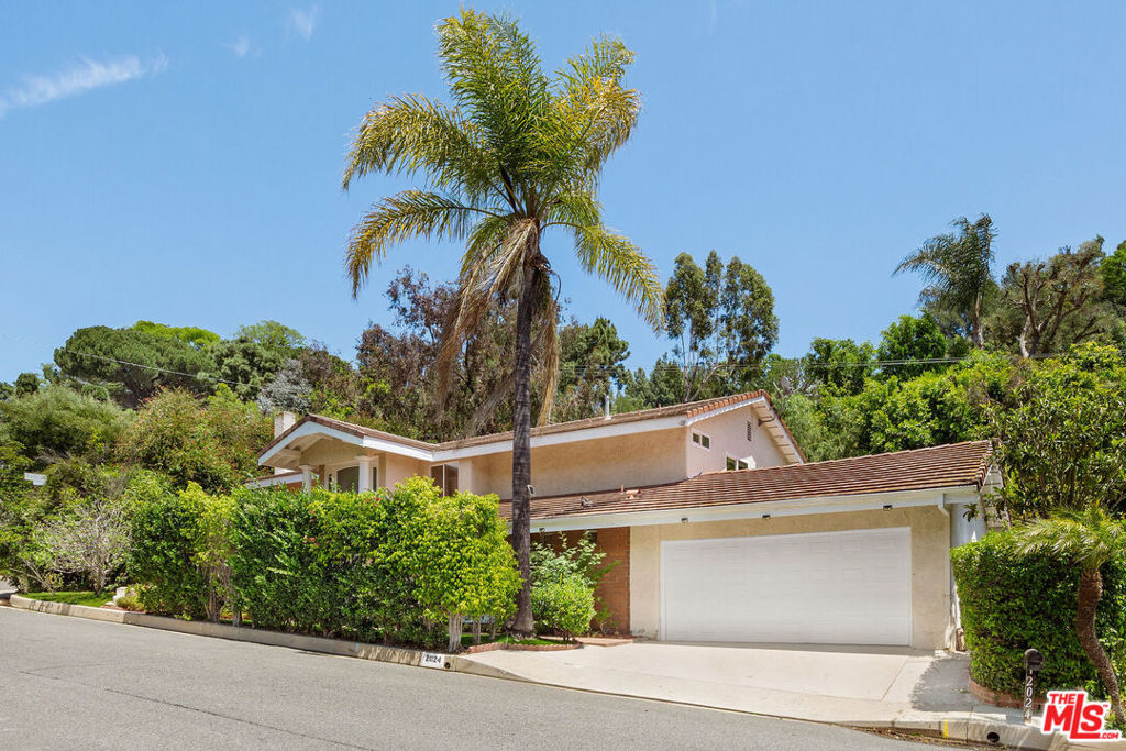 2024 San Ysidro Drive