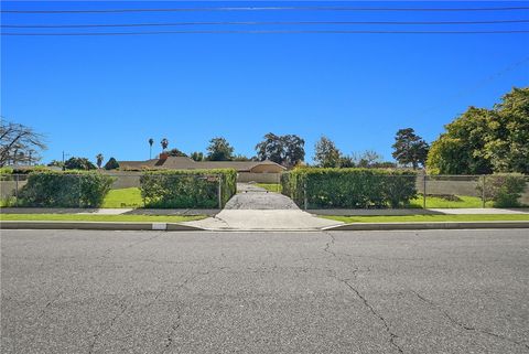 Photo of 678 E Francisquito Ave, West Covina, CA 91790 (MLS # WS26044088)