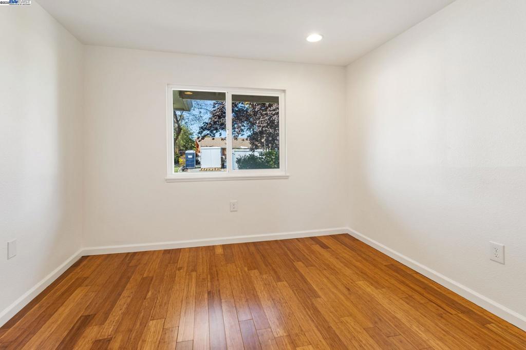 SPRINGTOWN - Residential
