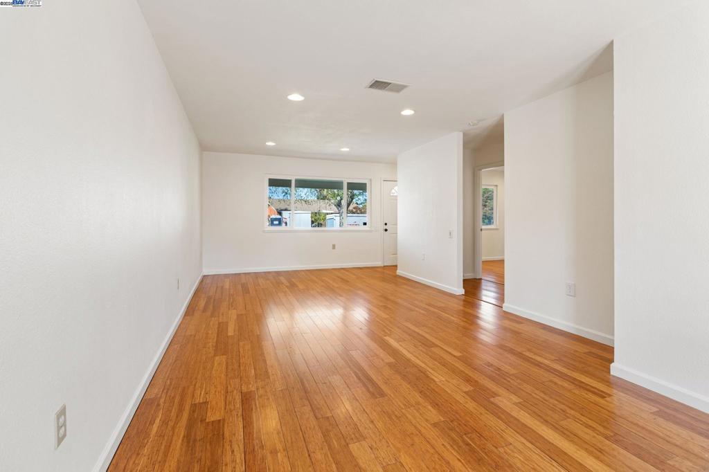 SPRINGTOWN - Residential