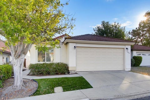 Photo of 15860 Caminito Cercado, San Diego, CA 92128 (MLS # 260017841SD)