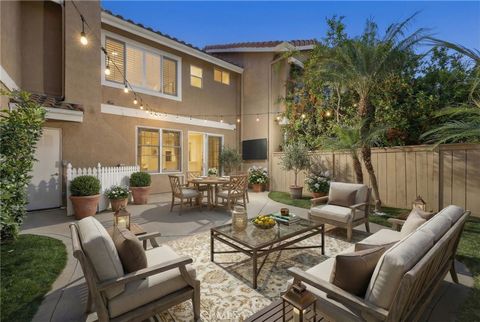 Photo of 4831 Parma Drive Dr, Oak Park, CA 91377 (MLS # SR26075902)