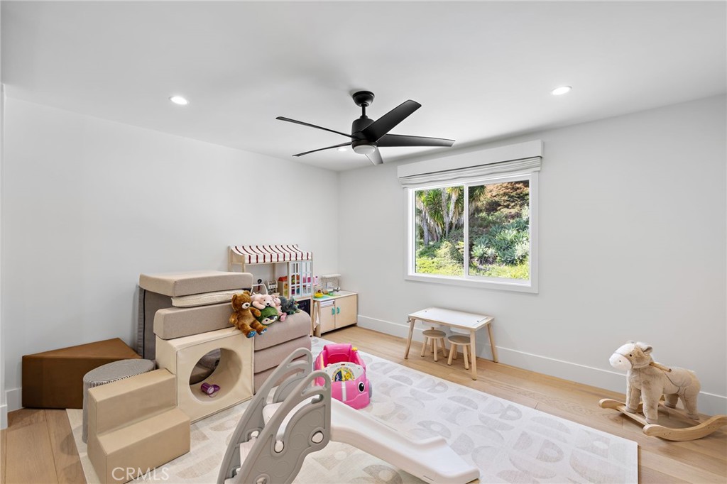 Meredith Canyon (MC) - Residential