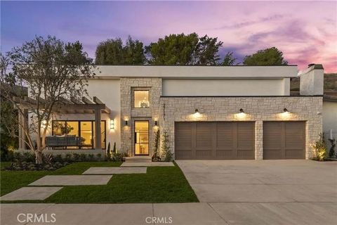 Photo of 27171 Calle Delgado, San Juan Capistrano, CA 92675 (MLS # NP25228751)