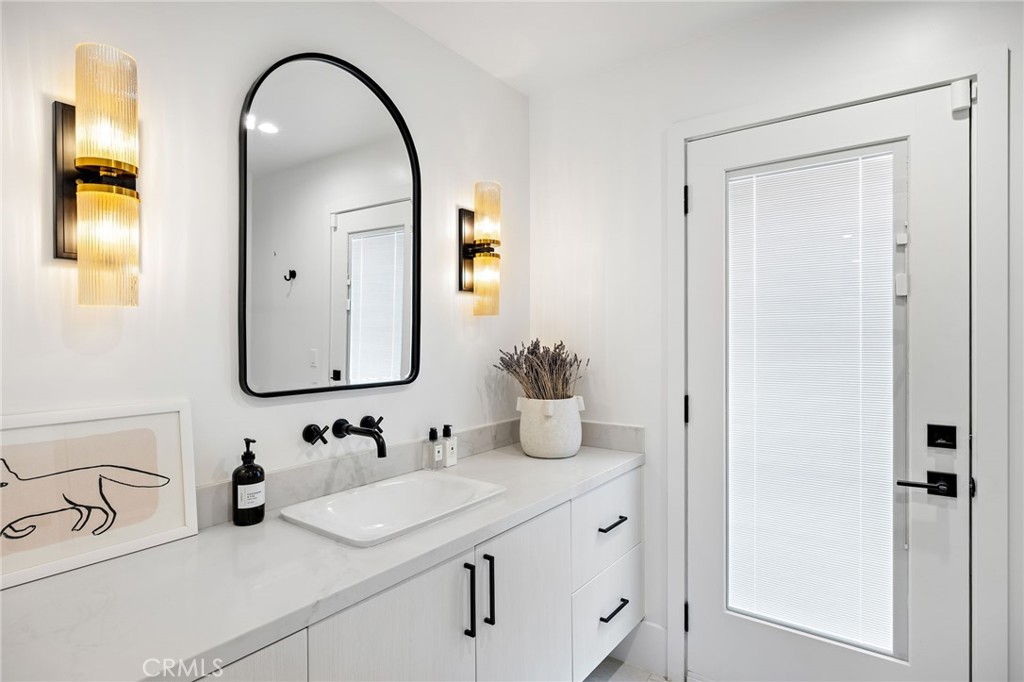Meredith Canyon (MC) - Residential