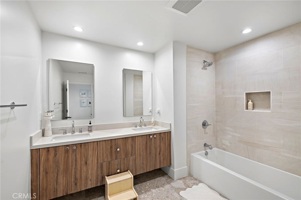 Meredith Canyon (MC) - Residential